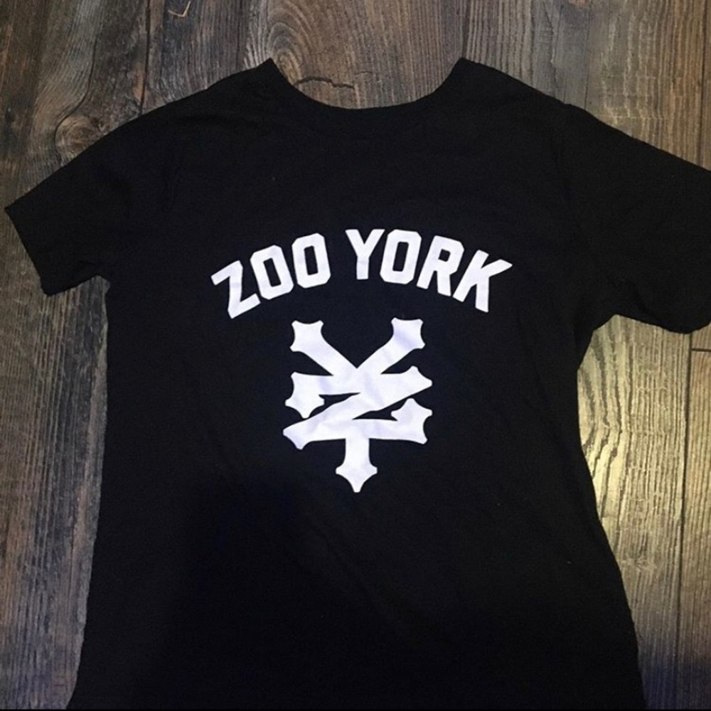 ZOO YORK TEE